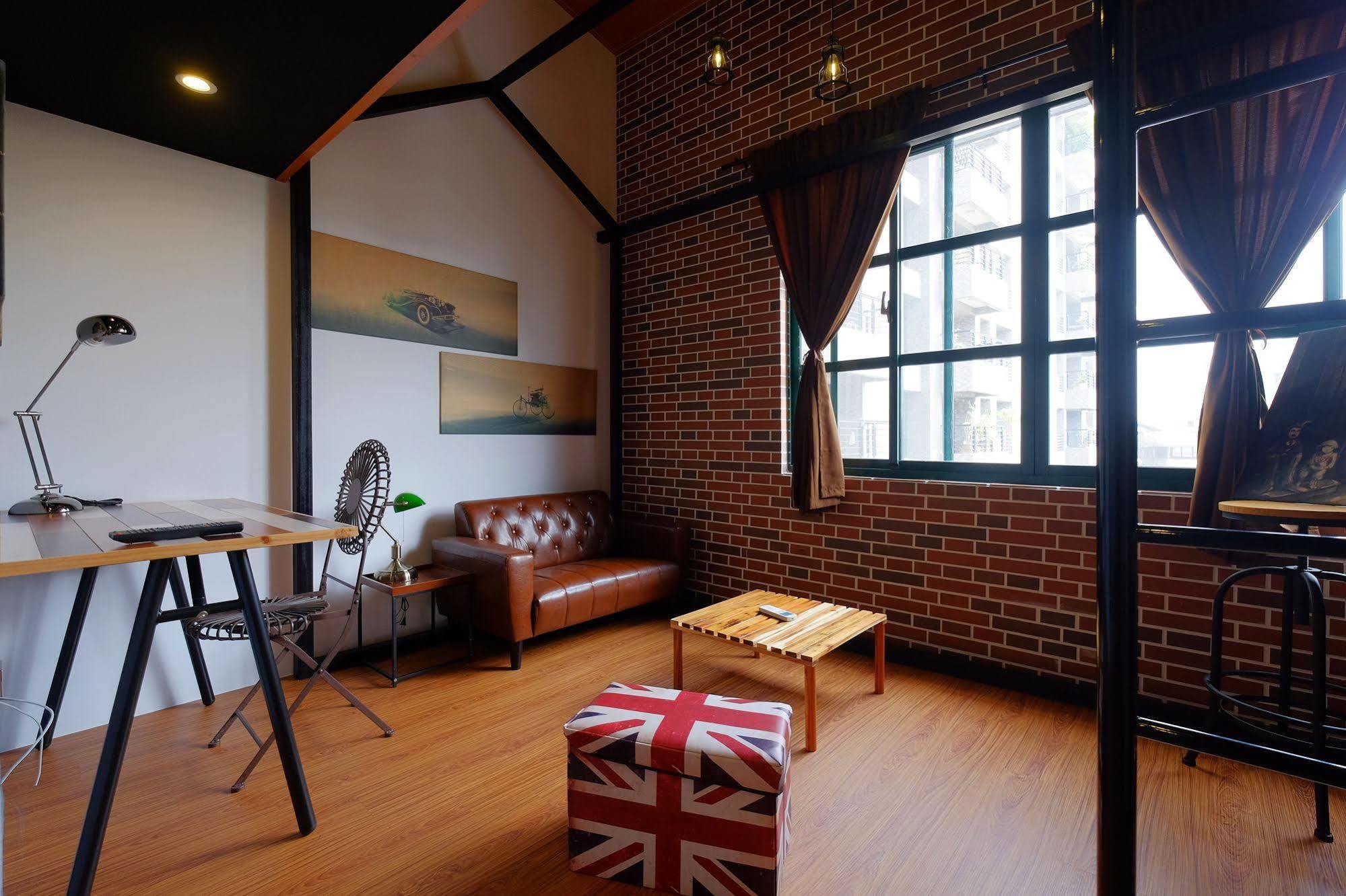 טאינאן Loft Wo Design Inn מראה חיצוני תמונה